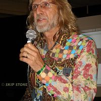 Jorge Cervantes, Cannabis Author