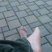 Barefeet